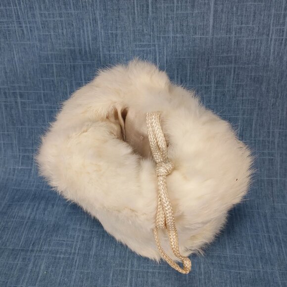 1950's White Rabbit Fur Children's Muff - Picture 4 of 6